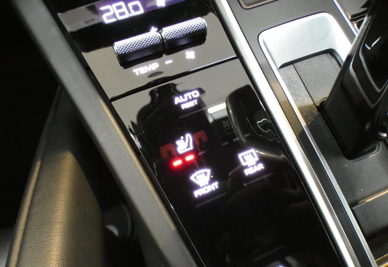 Porsche Cayenne White