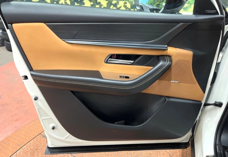 Mazda CX-60 Белый