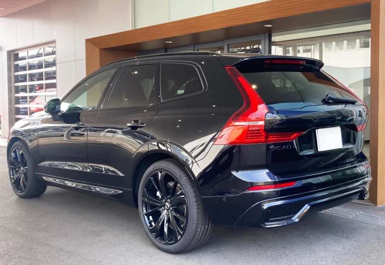 Volvo XC60 Черный