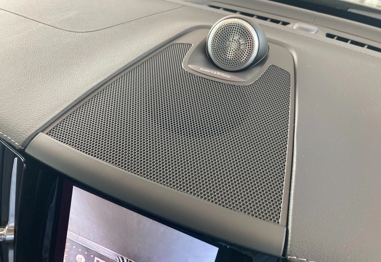 Volvo XC60 Черный