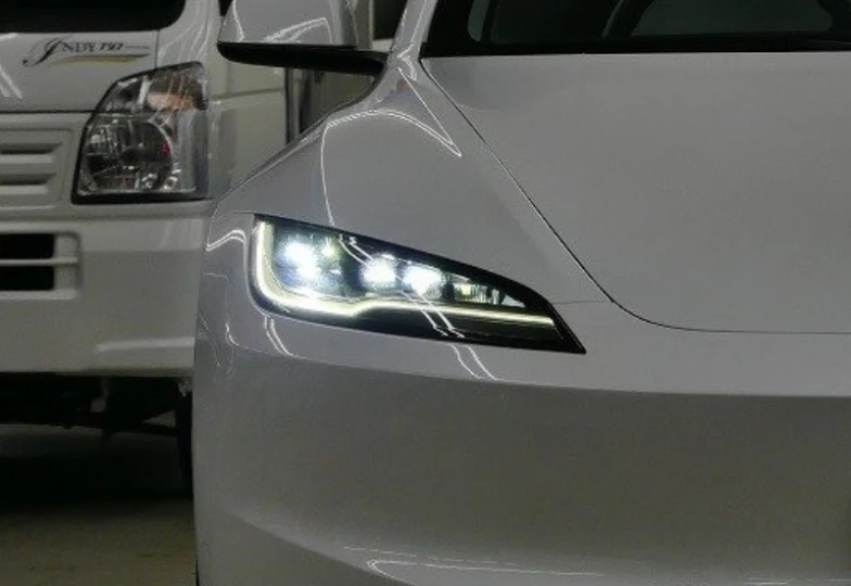 Tesla Model 3 White