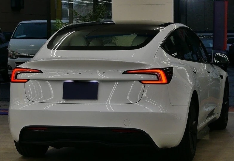 Tesla Model 3 White