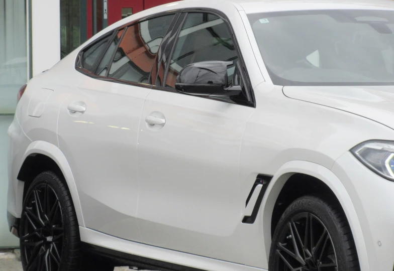 BMW X6 M White
