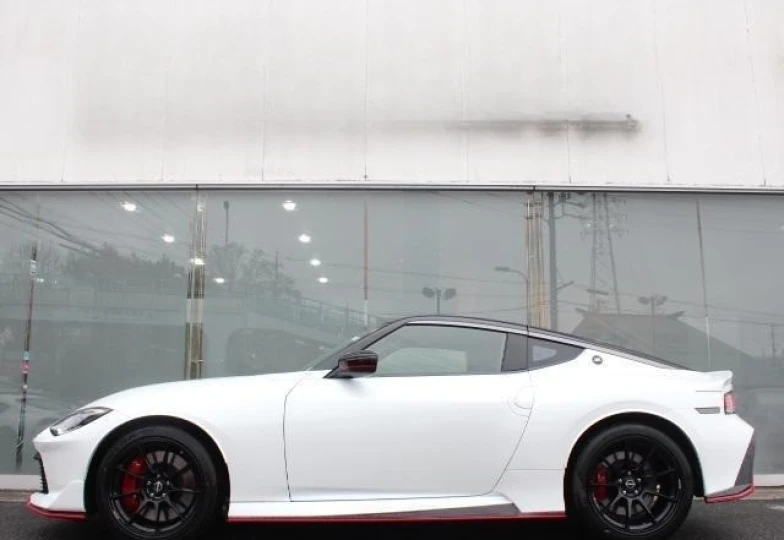 Nissan Fairlady z Белый