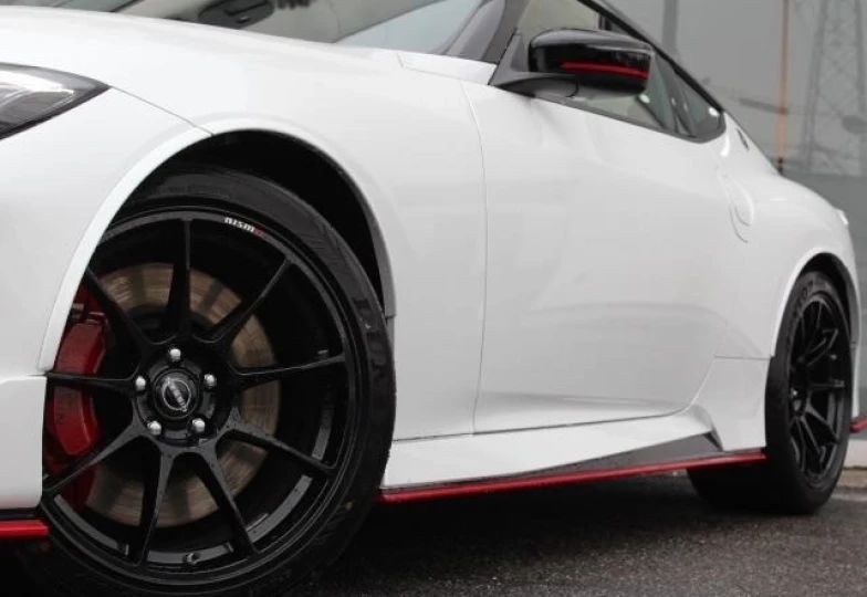 Nissan Fairlady z Белый