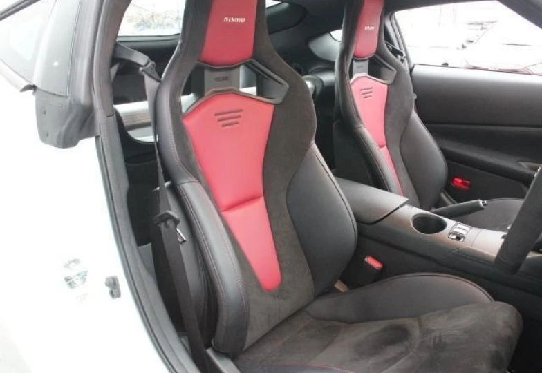 Nissan Fairlady z Белый