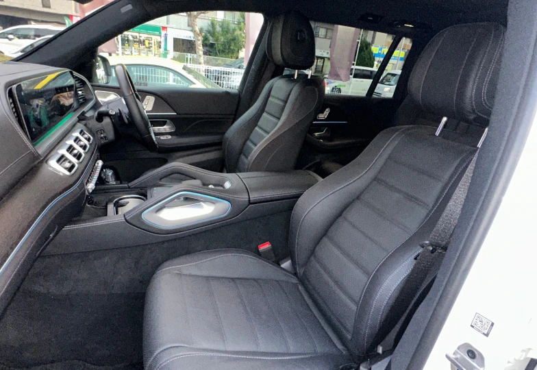 Mercedes GLS-class White