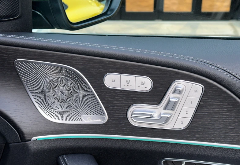 Mercedes GLS-class White