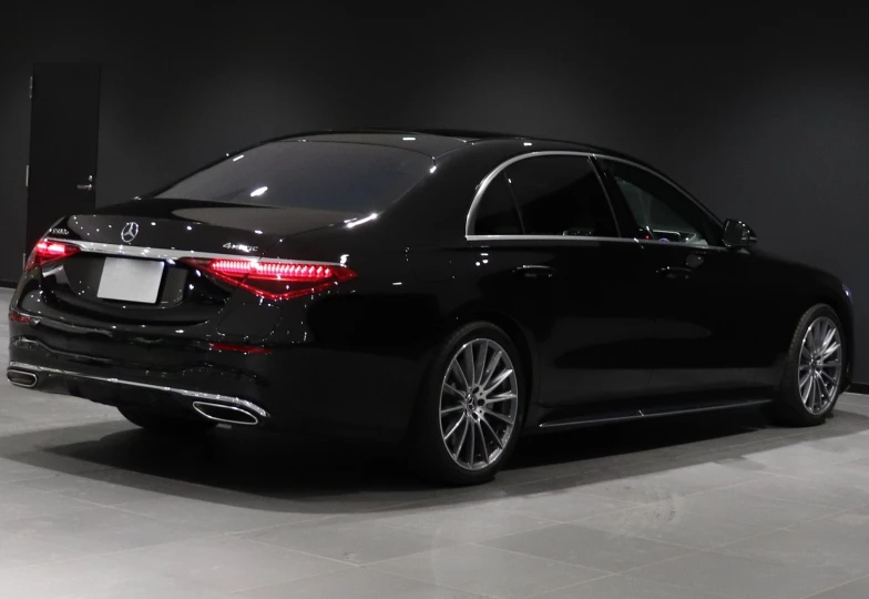Mercedes S class Black