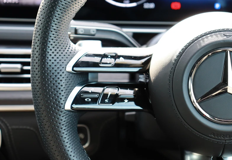 Mercedes GLE-class White