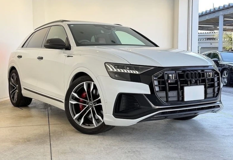 Audi SQ8 Белый