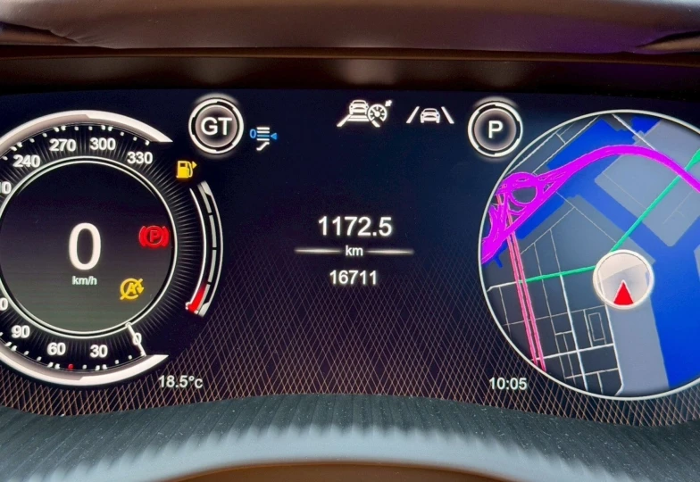 Aston Martin DBX White