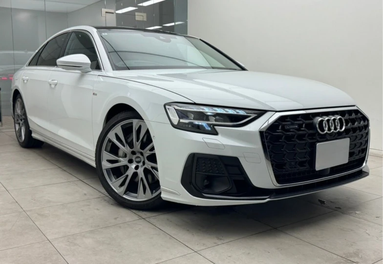Audi A8 White