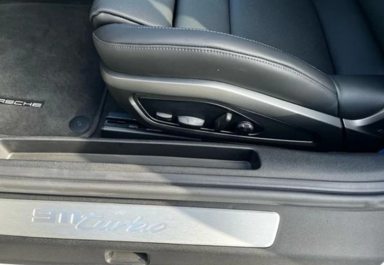 Porsche 911 Белый