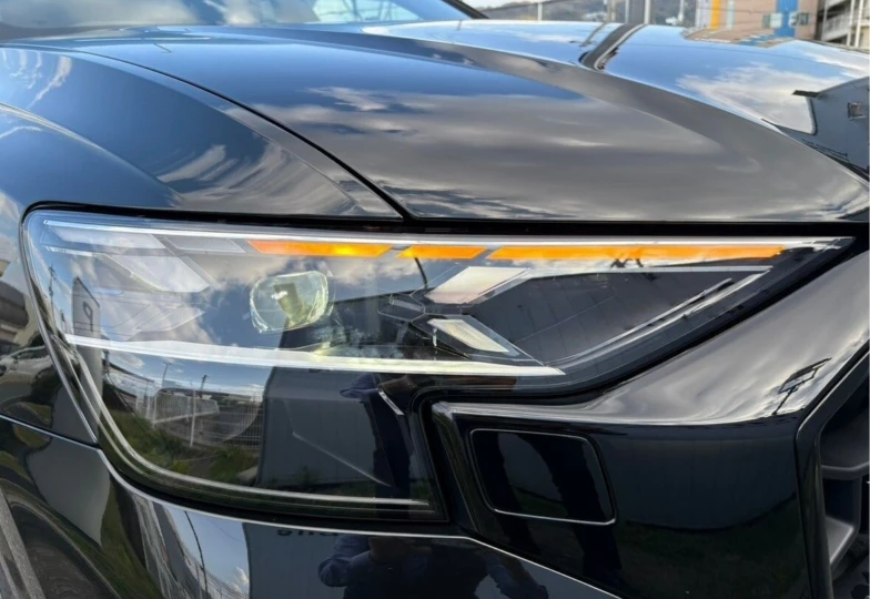 Audi Q8 Black