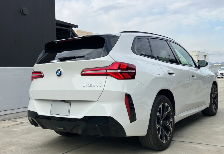 BMW X3 White