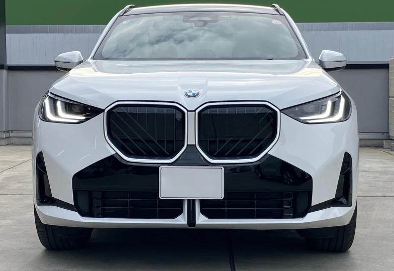 BMW X3 White