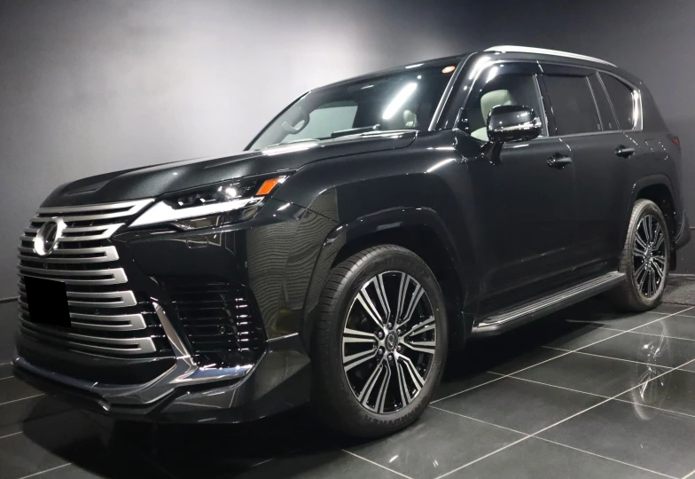 Lexus LX Black