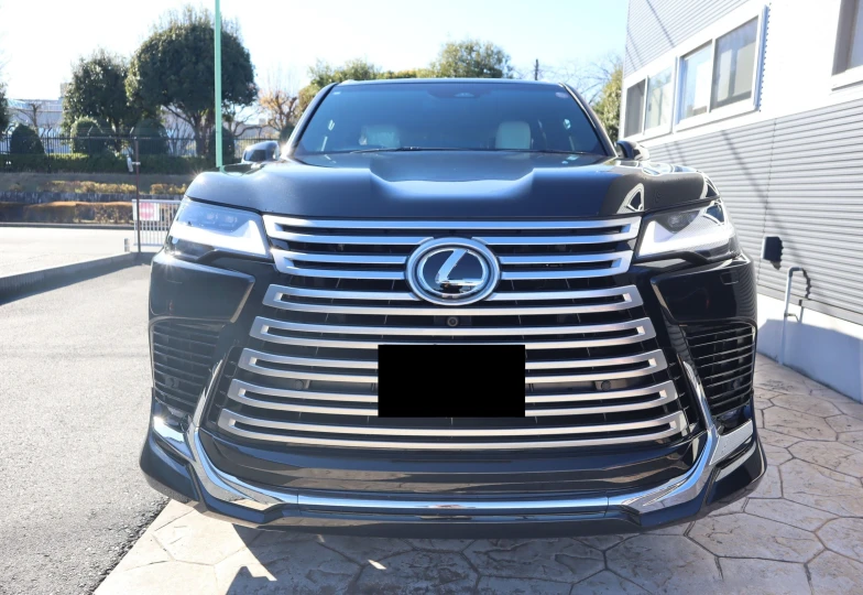 Lexus LX Black