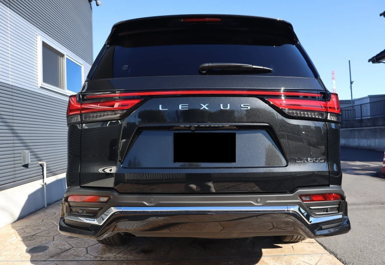 Lexus LX Black