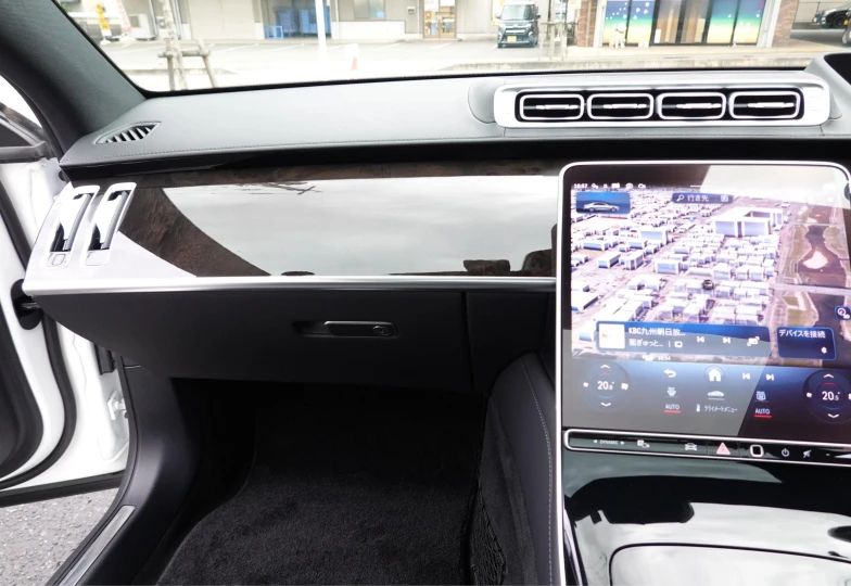 Mercedes S-class White