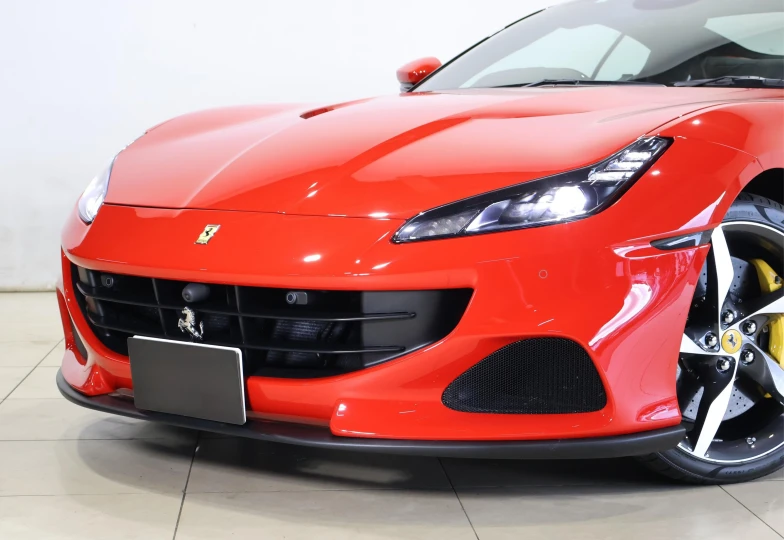 Ferrari Portofino Красный