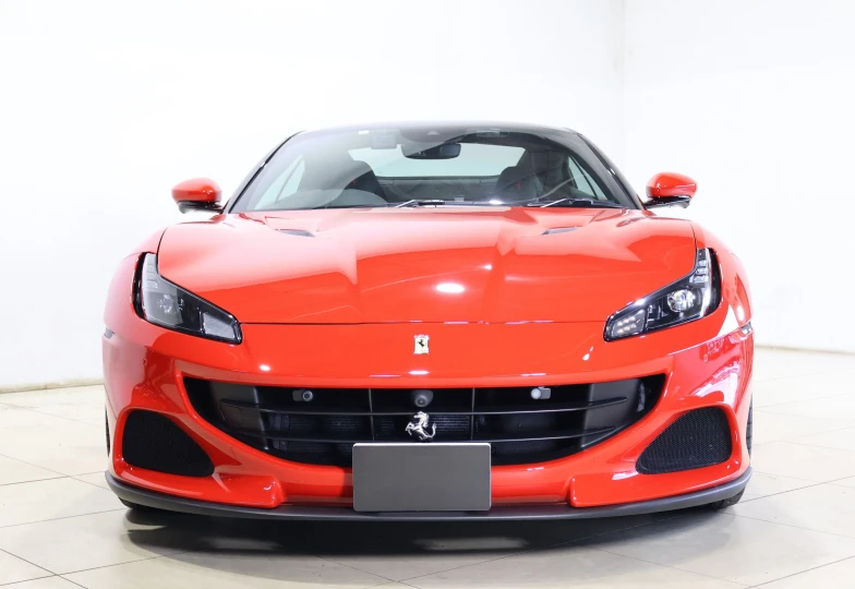 Ferrari Portofino Красный