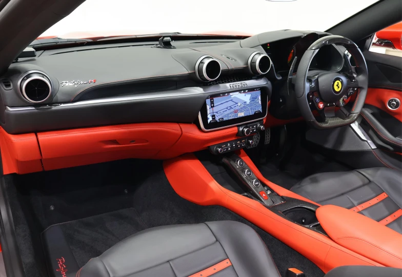 Ferrari Portofino Красный