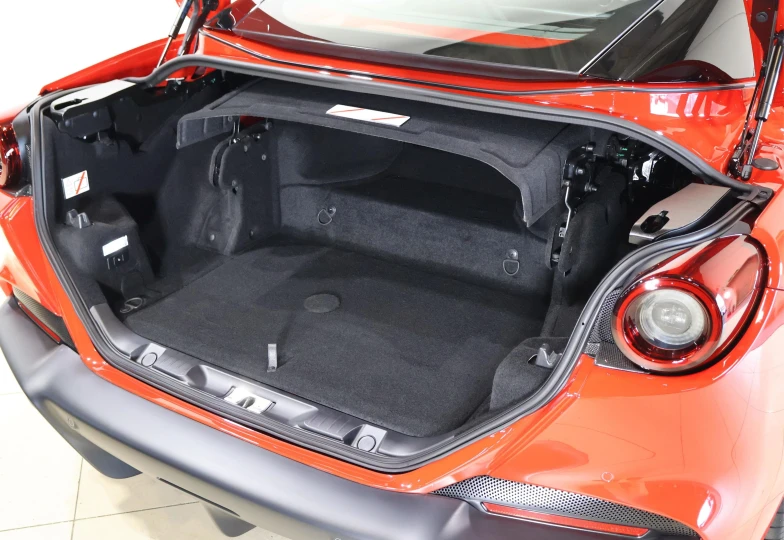 Ferrari Portofino Красный