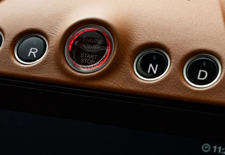 Aston Martin DBX White