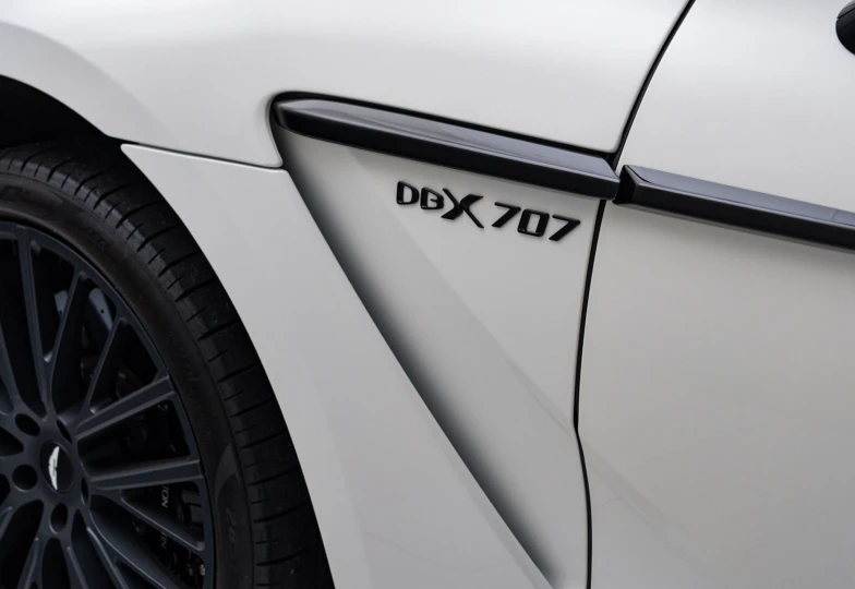 Aston Martin DBX White