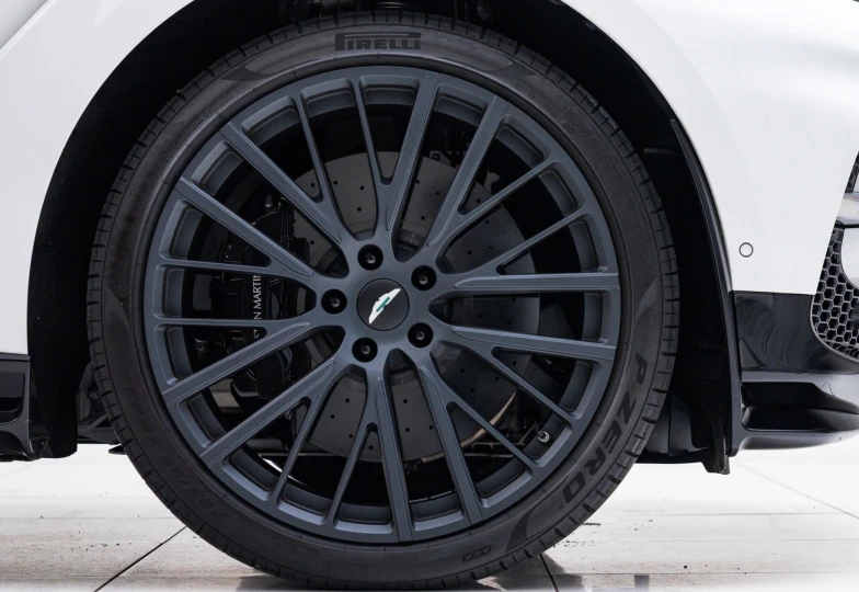 Aston Martin DBX White