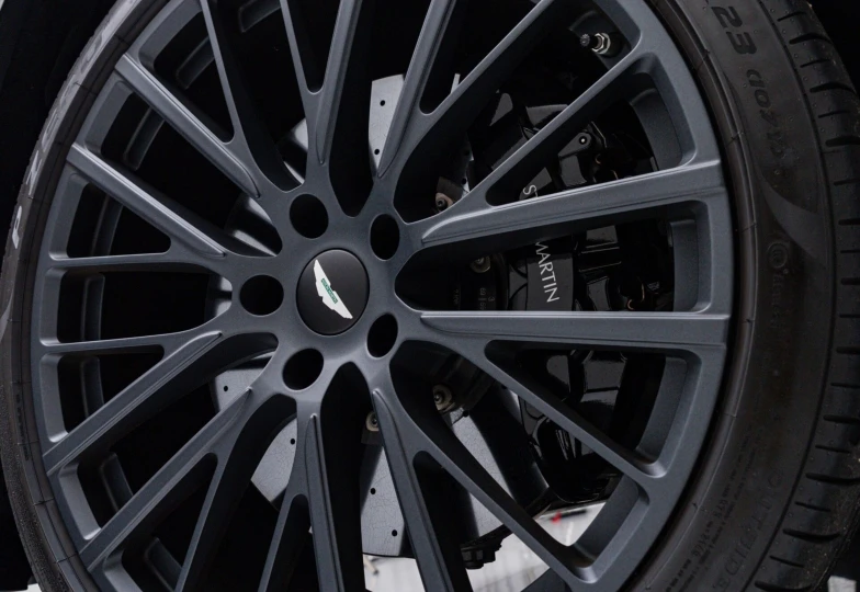 Aston Martin DBX White