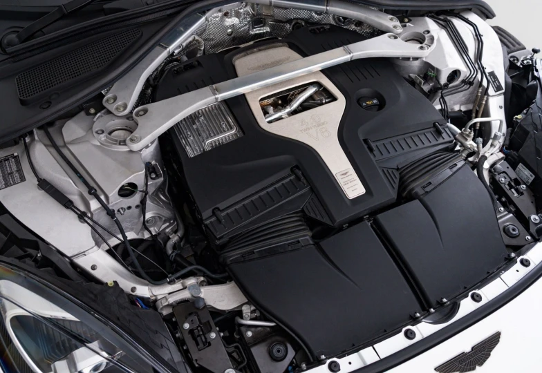 Aston Martin DBX White