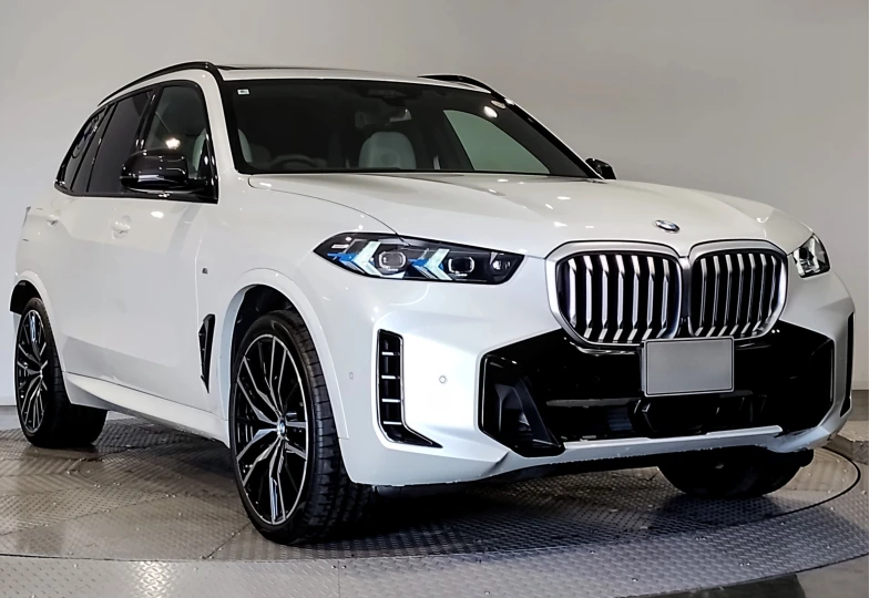 BMW X5 White