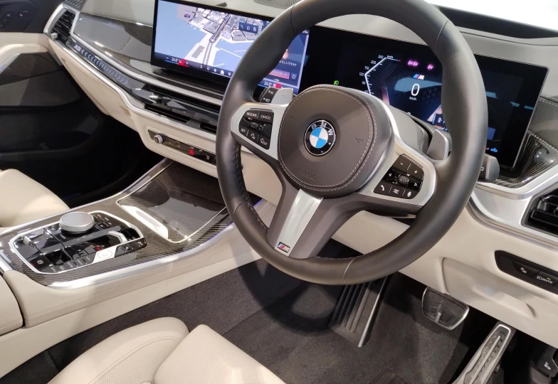 BMW X5 White