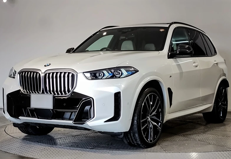 BMW X5 White