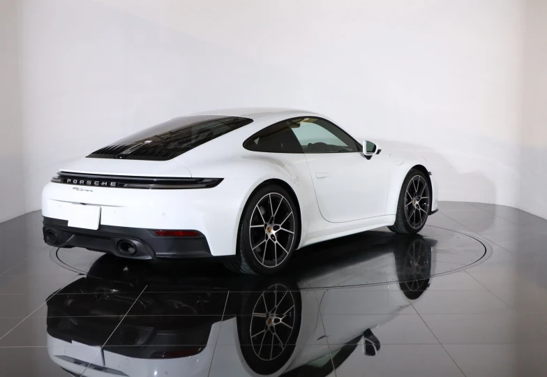 Porsche 911 White