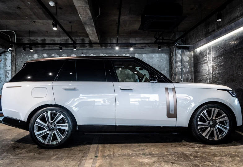 Land Rover Range Rover Белый