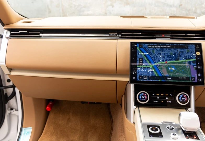 Land Rover Range Rover Белый