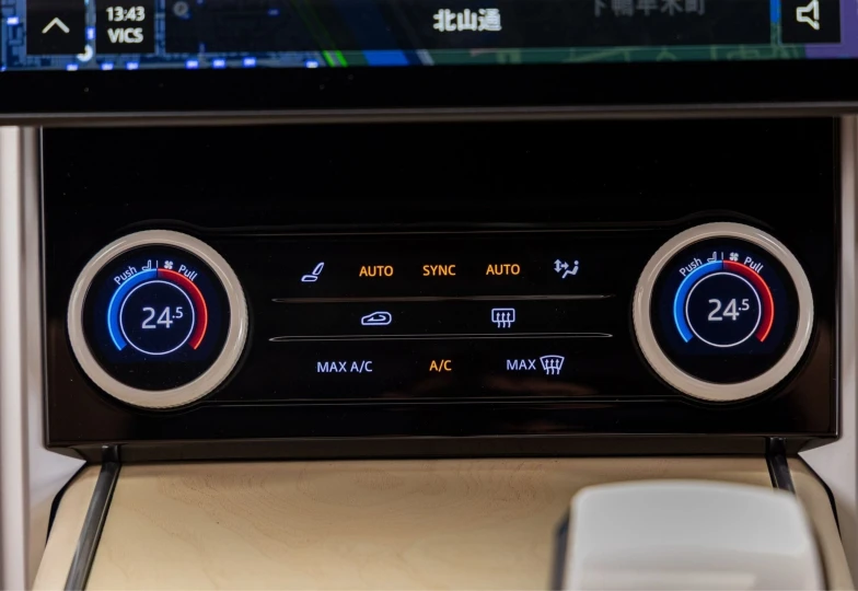 Land Rover Range Rover Белый