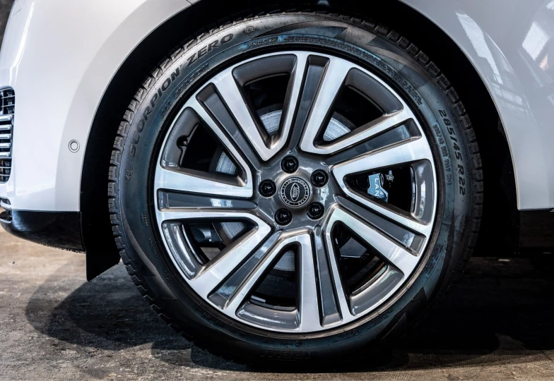 Land Rover Range Rover Белый