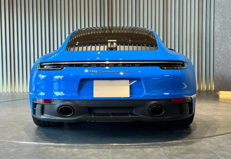 Porsche 911 Blue