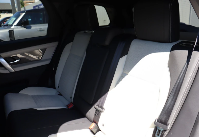 Land Rover Discovery Sport Grey