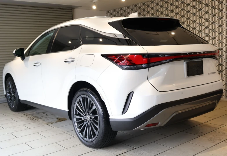 Lexus RX Белый