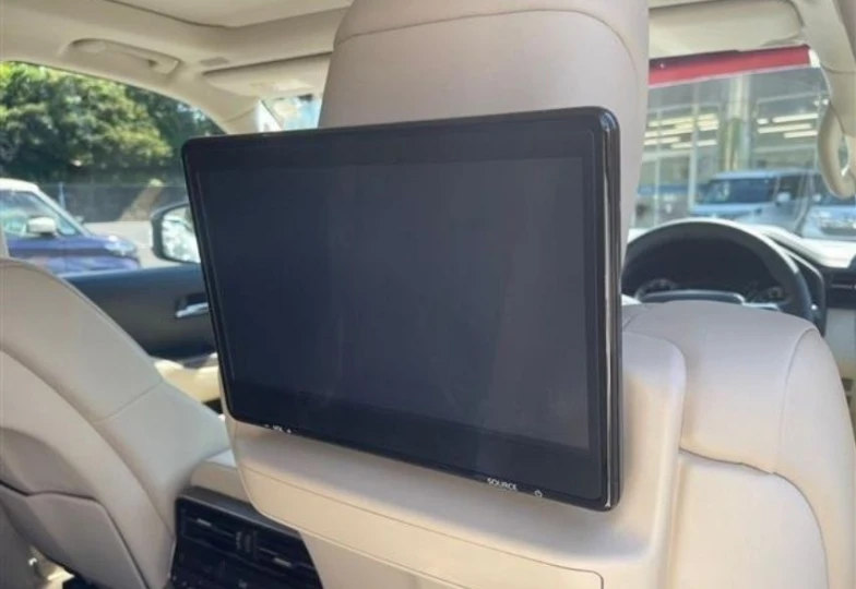 Toyota Land Cruiser White