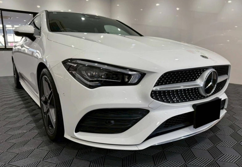 Mercedes CLA-class White