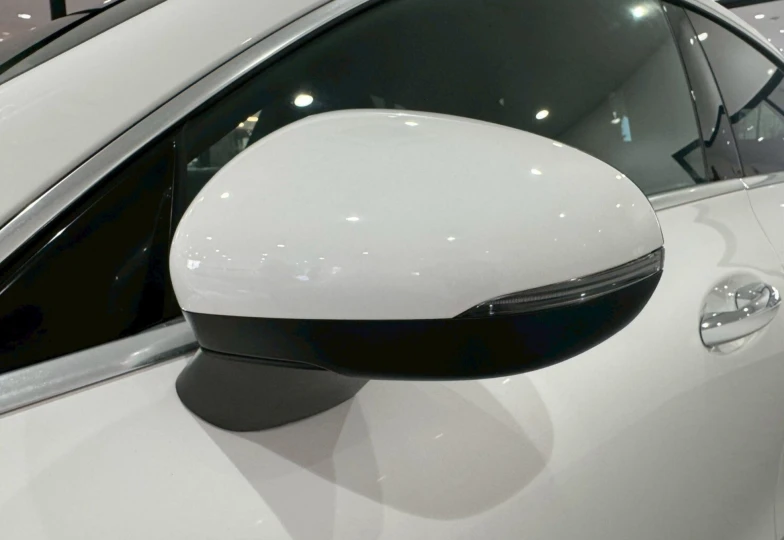 Mercedes CLA-class White