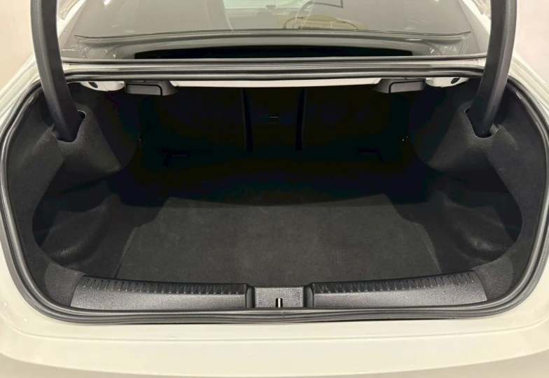 Mercedes CLA-class White