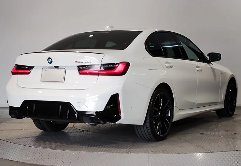 BMW 3 series White